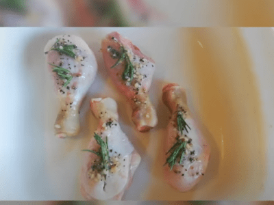 Crispy baked Chicken with Rosemary and Garlic marinade