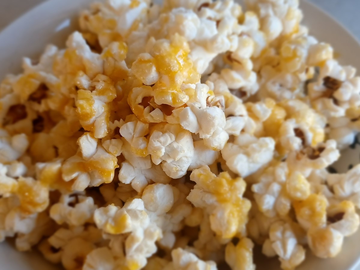 Caramelized Popcorn  – 2 ways!!