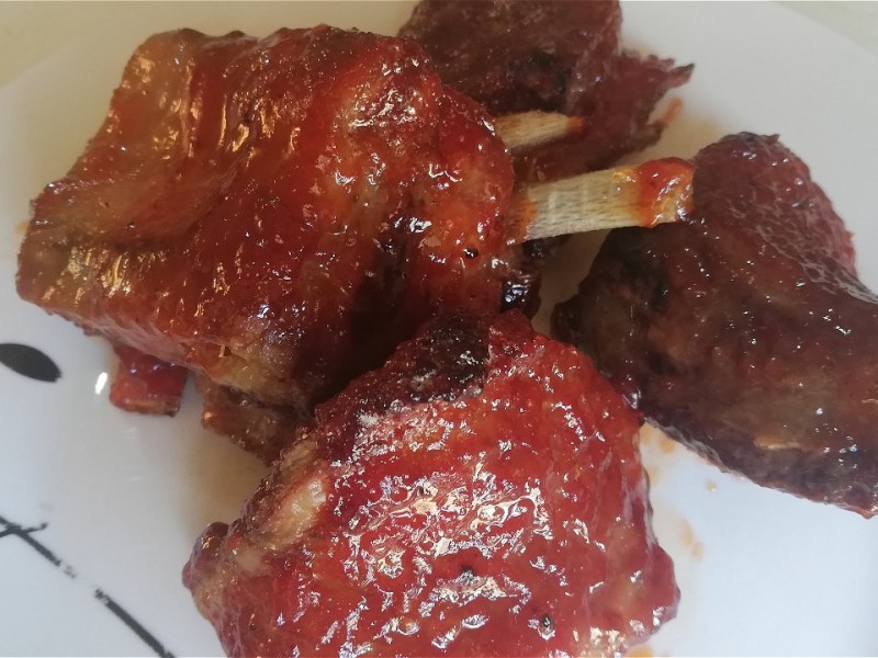 Sticky Lamb Rib bites: